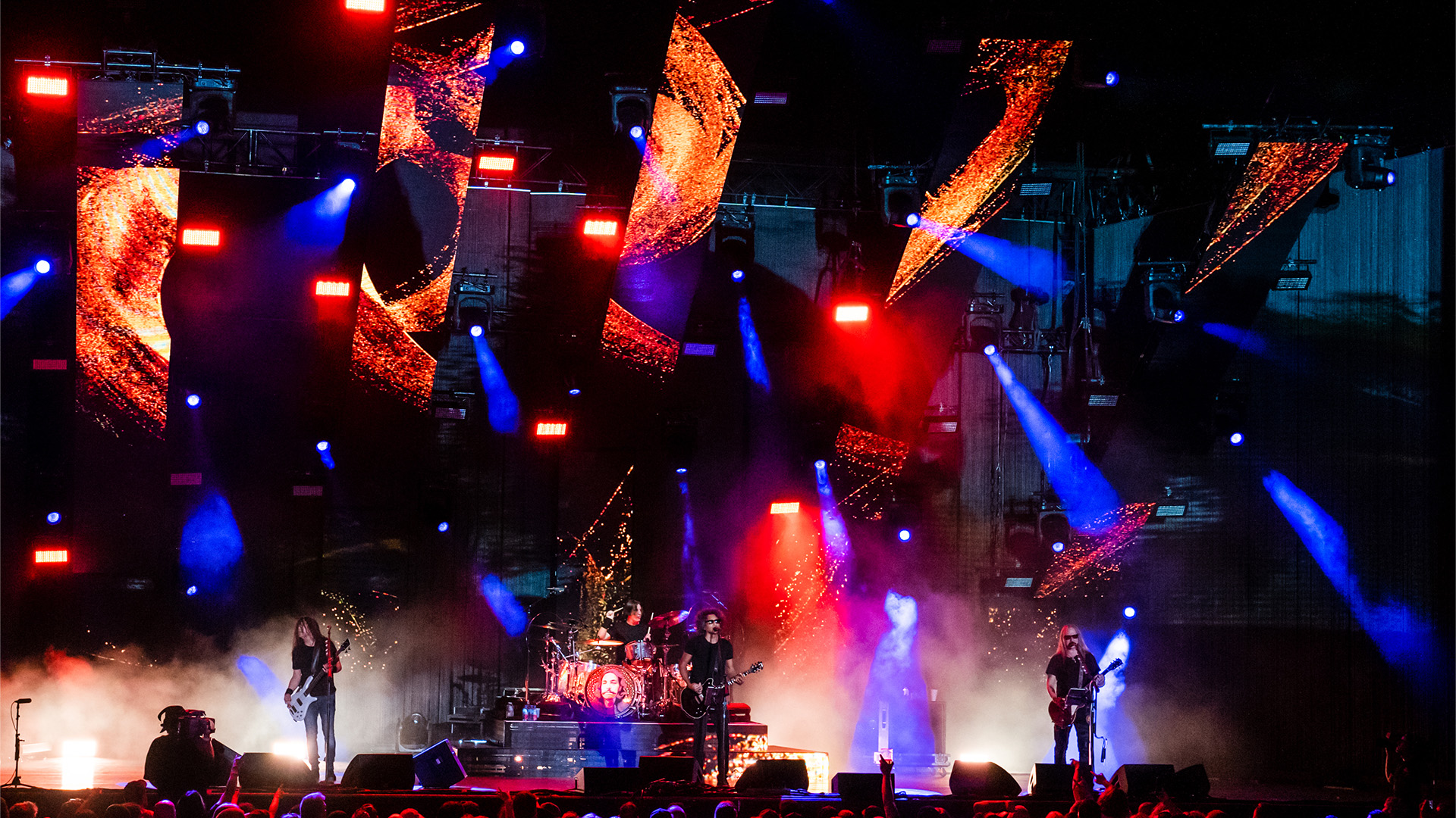 Alice in Chains dal vivo, nella formazione con William DuVall. Foto promozionale dal sito ufficiale della band.