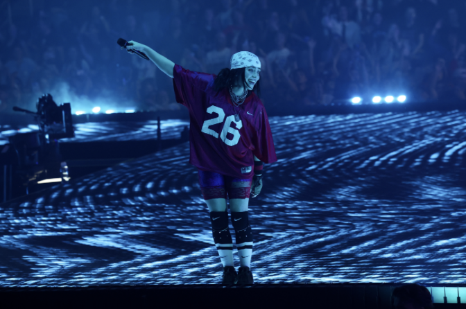 Billie Eilish sul palco a Québec, apertura del tour, 29 settembre 2024.