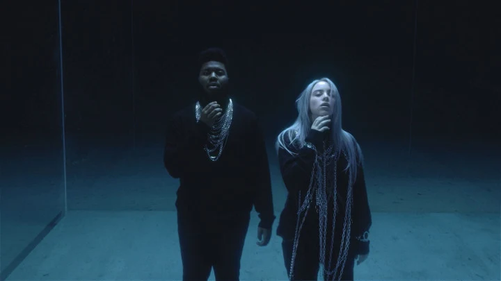 lovely — immagine dal videoclip ufficiale.