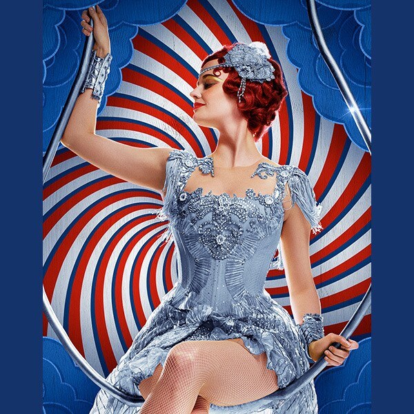 Eva Green è Colette Marchant in Dumbo (2019). Character poster ufficiale © Disney.
