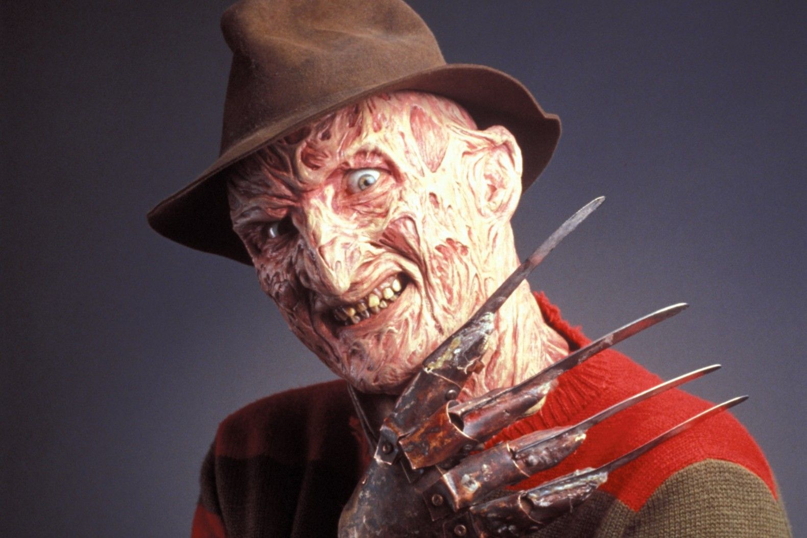 Robert Englund nei panni di Freddy Krueger.