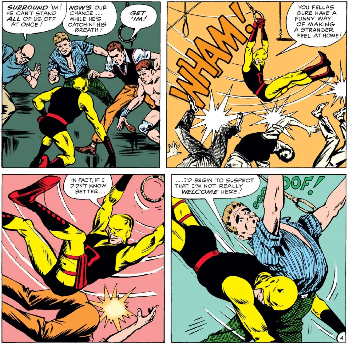 Daredevil nel costume giallo e rosso del suo esordio.